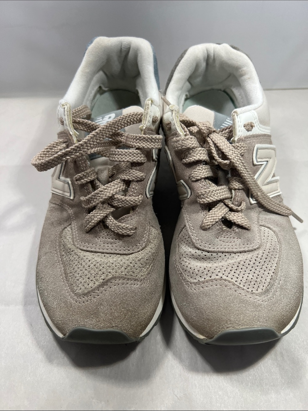 New BalanceTaupe Suede Lace-Up Sneakers unisex